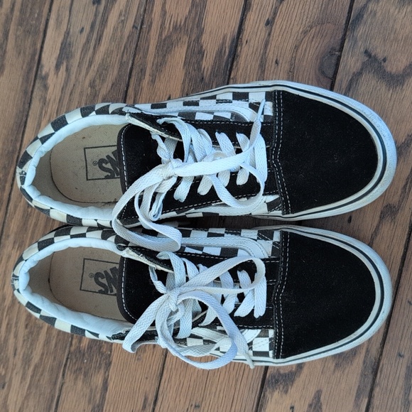 Vans Black & White Checkerboard Old Skool Sneakers - Picture 2 of 7